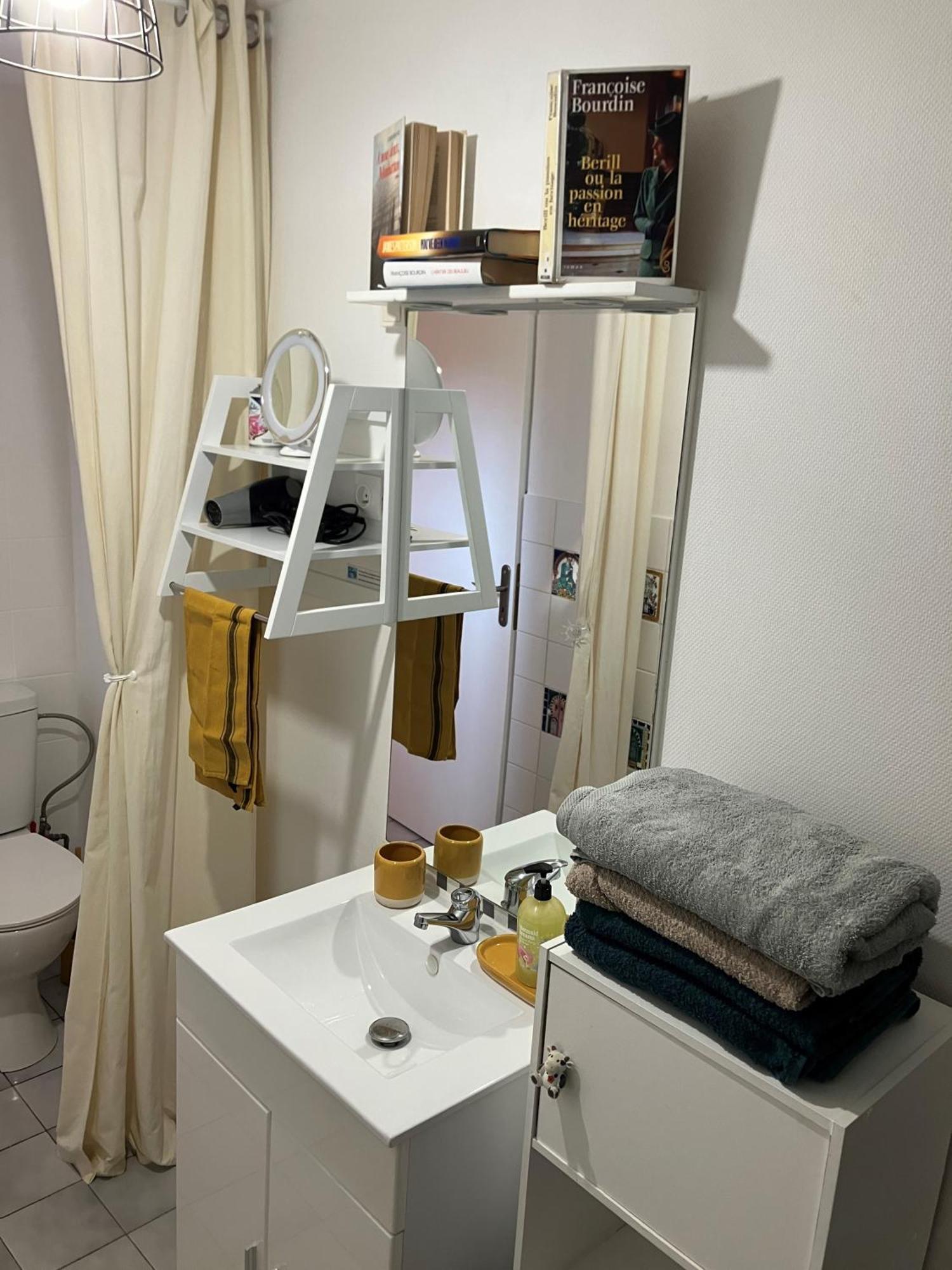 Belleville-Sur-Meuse Jolie, Cozy, Confortable Maison De Ville Au Calme A 5Min Du Centre De Verdun, Parking Devant La Maison מראה חיצוני תמונה