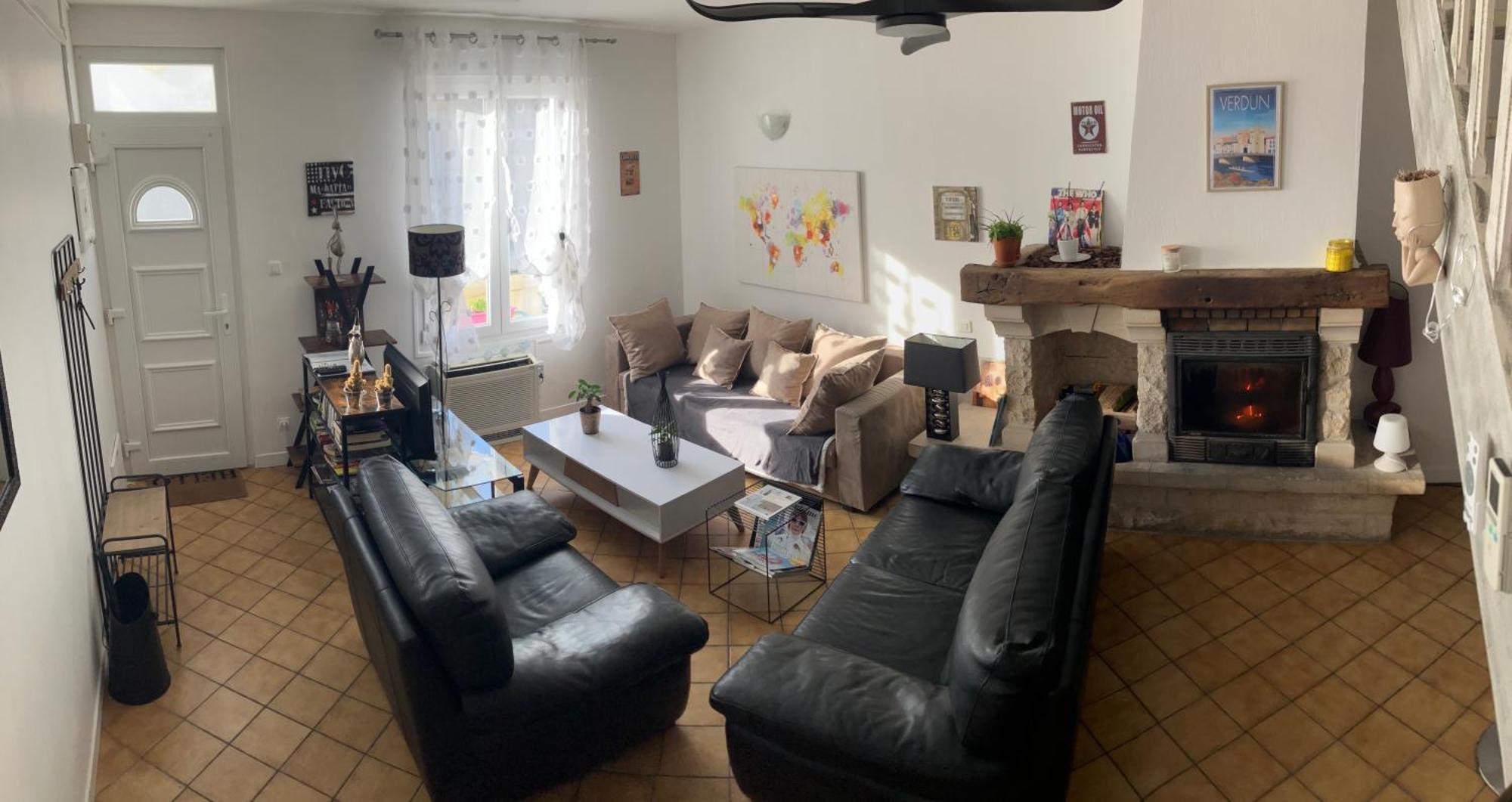 Belleville-Sur-Meuse Jolie, Cozy, Confortable Maison De Ville Au Calme A 5Min Du Centre De Verdun, Parking Devant La Maison מראה חיצוני תמונה